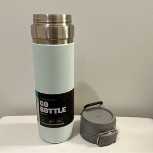 NWT Stanley 24oz Tumbler The Quick Flip Go Bottle in Limited Edition Glass Blue